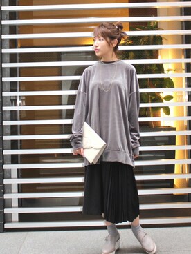 舟山久美子♡くみっきーさんの「アシンメトリープリーツスカート」を使ったコーディネート