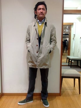 「スエードシューズ」｜「アイテム（ステンカラーコート）」を使った、中村さん（メンズ・170cm）の冬コーディネート
