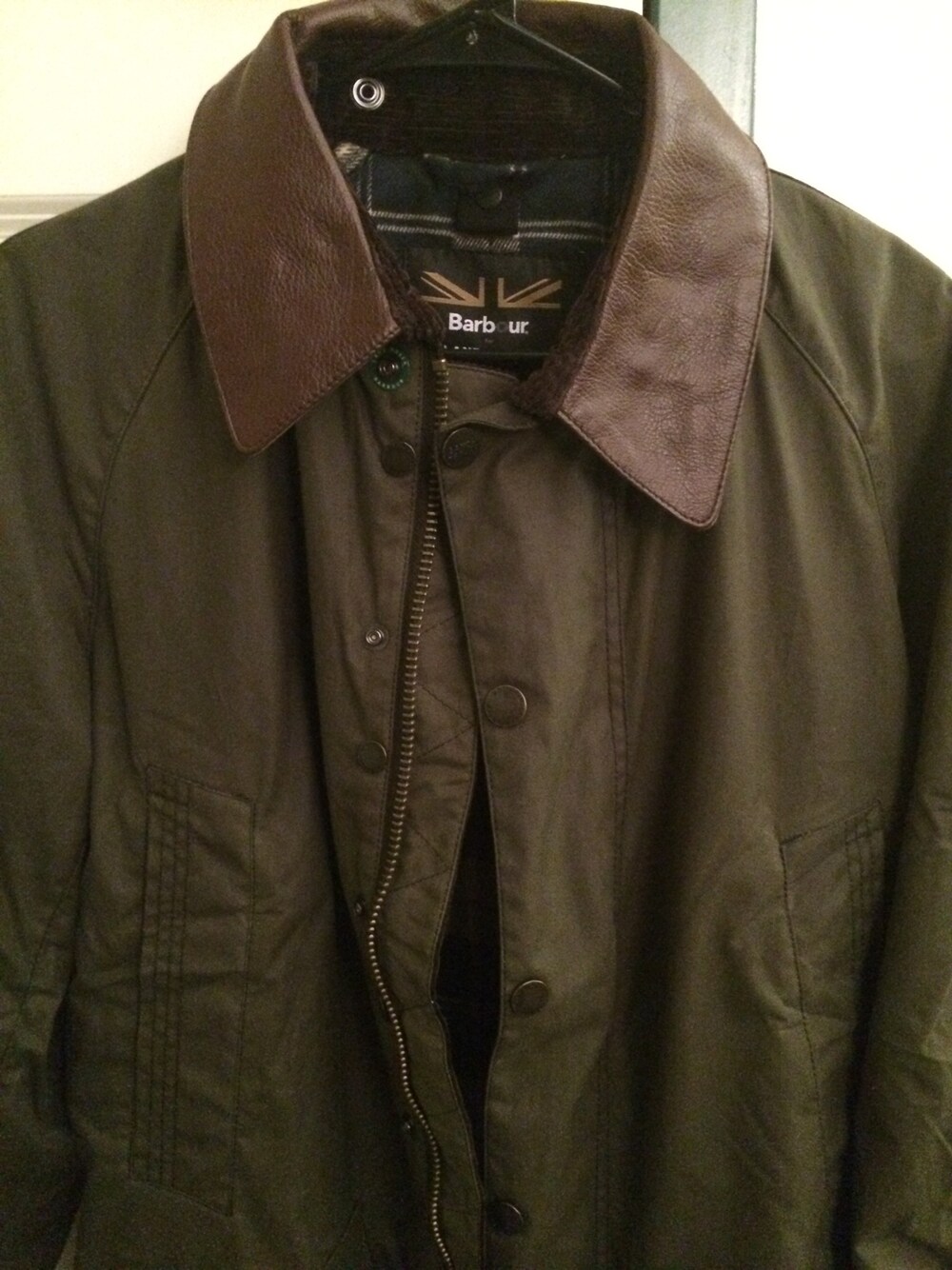 「barbour」｜「BarbourのBARBOUR（バブアー）　【メンズ】BEDALE SL　ビデイル　SL　（303）（ミリタリージャケット、グリーン系）」を使った、ナンさん（メンズ・167cm）の秋コーディネートの1枚目の写真