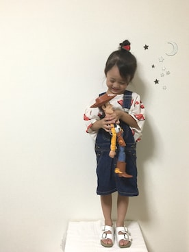 「BREEZE（ブリーズ）のアイテム（ジャンパースカート）」を使った、Yさん（キッズ・100cm）の夏コーディネート
