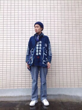 「AIR FORCE 1」｜「アイテム（デニムジャケット）」を使った、旧物庒さん（メンズ・180cm）の冬コーディネート