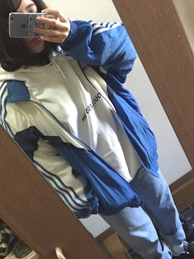 「blue」｜「アイテム（ナイロンジャケット）」を使った、なつきちさん（レディース・158cm）の春コーディネート