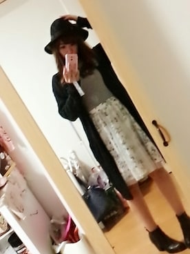 「花柄 スカート」｜「アイテム（ブーツ）」を使った、y-さん（レディース・163cm）の秋コーディネート