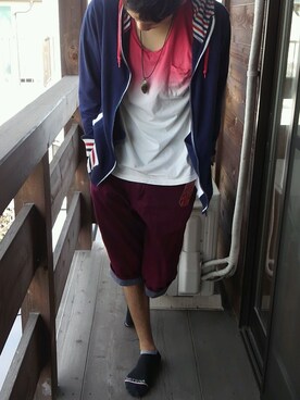 「WEGO（ウィゴー）のWEGO/ロールアップフラワークロップドチノパンツ（その他パンツ、レッド系）」を使った、りょーじさん（メンズ・173cm）の春コーディネート