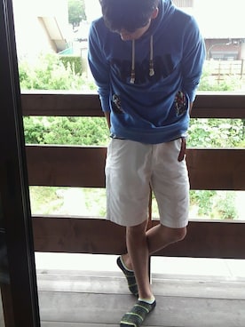 「UNIQLO（ユニクロ）のアイテム（その他パンツ、ホワイト系）」を使った、りょーじさん（メンズ・173cm）の夏コーディネート