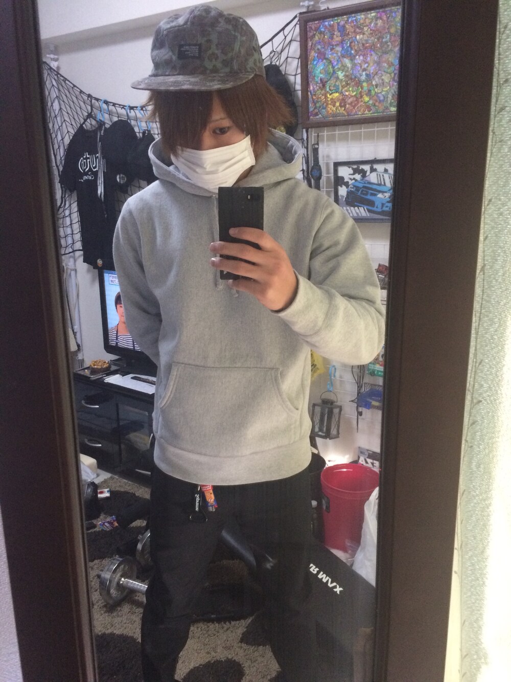 「STUSSYのアイテム（キャップ、その他）」を使った、masaさん（メンズ・172cm）の秋コーディネートの1枚目の写真