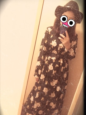 「薔薇」｜「アイテム（帽子）」を使った、まるこさん（レディース・156cm）の秋コーディネート