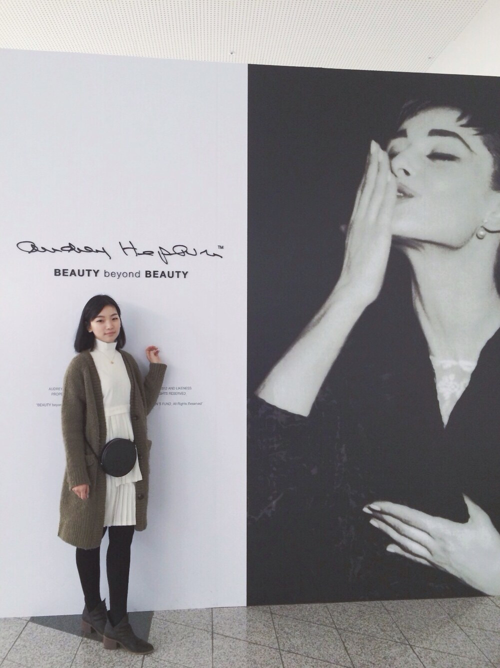 「simple、exhibition」｜「ZARAのアイテム（ブーツ、ブラック系）」を使った、VanillaChaoさん（レディース・167cm）の冬コーディネートの1枚目の写真