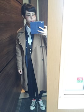 「OSMOSIS（オズモーシス）のアイテム（トレンチコート）」を使った、ぴーやさん（レディース・159cm）の冬コーディネート