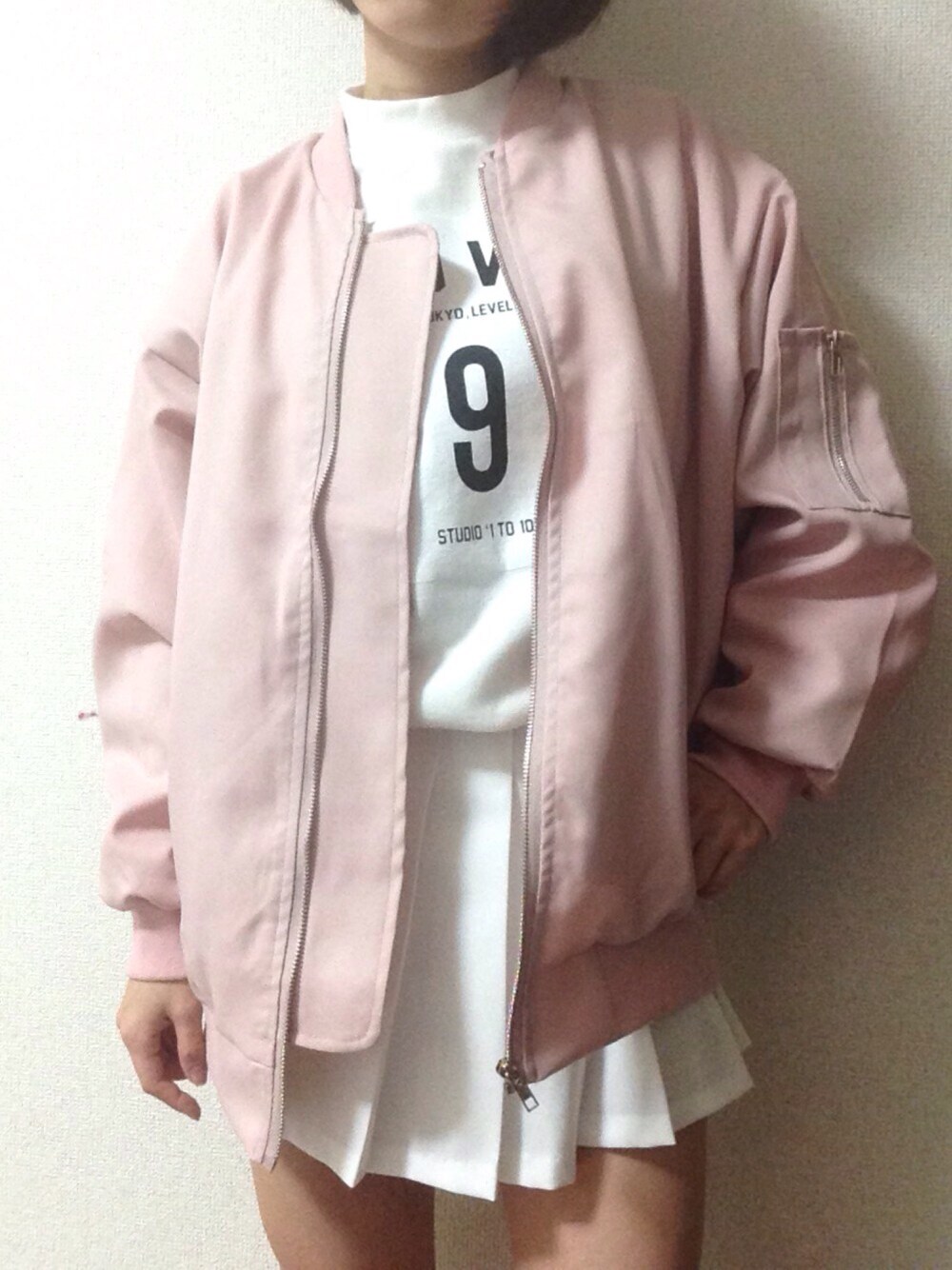 「GIRLSRULE、韓国ファッション、オルチャンファッション、ピンク、スウェット、テニススカート、韓国ブランド」｜「GIRLSRULEのアイテム（ブルゾン、ピンク系）」を使った、みかちびさん（レディース・150cm）の春コーディネートの1枚目の写真