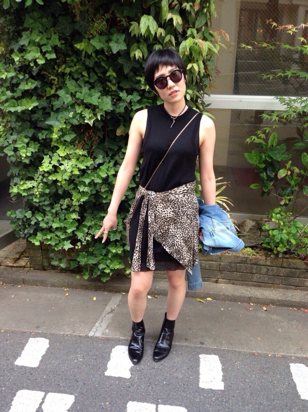 「alexanderwangのアイテム（ワンピース、ブラック系）」を使った、shionさん（レディース・162cm）の夏コーディネートの1枚目の写真