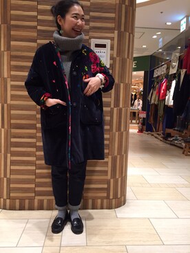 「ボヘミアンズ」｜「アイテム（その他アウター）」を使った、小林さん（レディース・155cm）の秋コーディネート