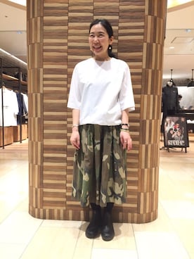 「迷彩スカート」｜小林さん（レディース・155cm）の冬コーディネート