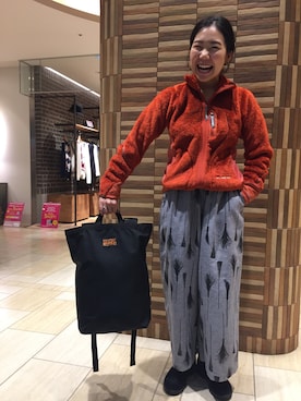 「MYSTERY RANCH（ミステリーランチ）のアイテム（バッグ）」を使った、小林さん（レディース・155cm）の秋コーディネート