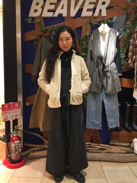 「and wander（アンドワンダー）のアイテム（ブルゾン）」を使った、小林さん（レディース・155cm）の秋コーディネート