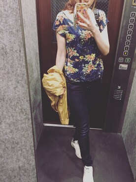 「BEAMS（ビームス）のアイテム（ナイロンジャケット）」を使った、v_mari_vさん（レディース・169cm）の秋コーディネート