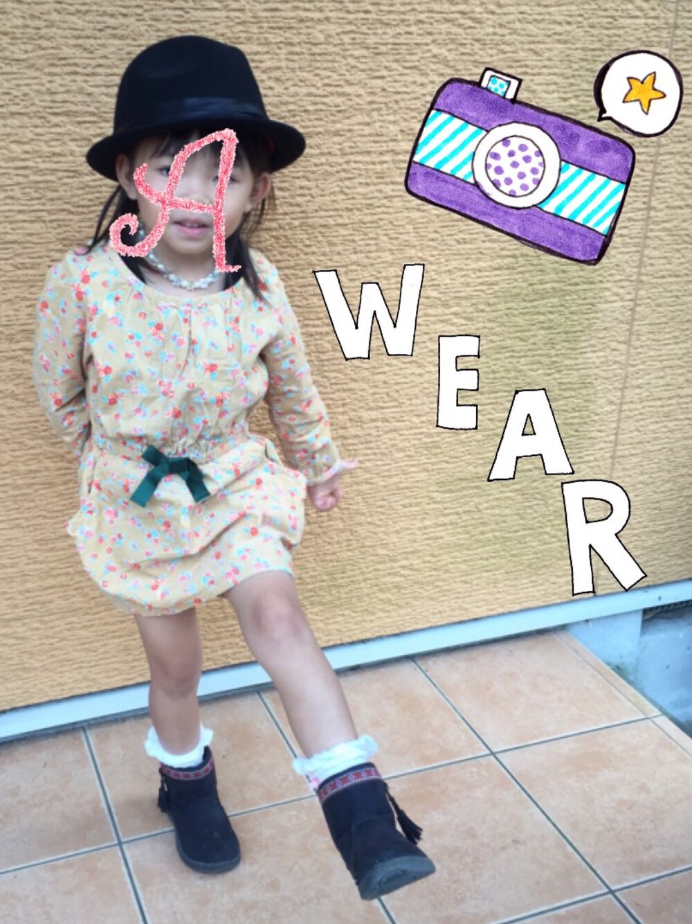 「ワンピース、ハット、ブーツ、ブラック、女の子、4歳」｜「GLOBAL WORKの【GLOBALWORK】コーデュロイハナガラワンピ/534388（ワンピース、ベージュ系）」を使った、A☆Hさん（キッズ・100cm）の秋コーディネートの1枚目の写真