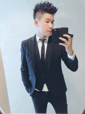 「HUGO BOSS（ヒューゴボス）のアイテム（ベスト）」を使った、張宇さん（メンズ・184cm）の夏コーディネート
