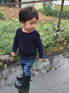 「GAP（ギャップ）のアイテム（ニット/セーター、ブルー系）」を使った、eriiiiiさん（キッズ・90cm）の秋コーディネート