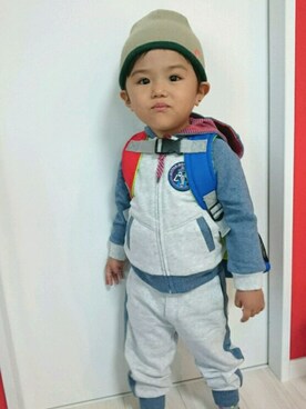 「Little Marc Jacobs（リトルマークジェイコブス）のアイテム（スウェット）」を使った、こまめさん（キッズ・90cm）の秋コーディネート