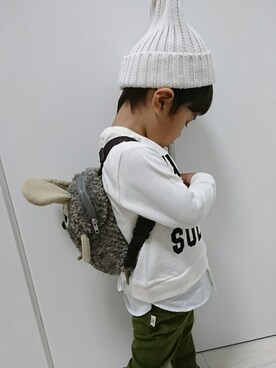「petit main（プティマイン）のアイテム（トップス）」を使った、こまめさん（メンズ・90cm）の秋コーディネート