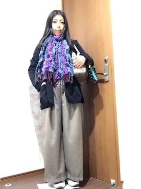 「すっぴん」｜「アイテム（ジャケット/アウター）」を使った、Eri Suzukievaさん（レディース・157cm）の秋コーディネート