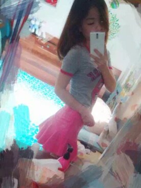 「H&M（エイチ・アンド・エム）のアイテム（Tシャツ/カットソー、グレー系）」を使った、angelaMonkeyさん（レディース）の春コーディネート