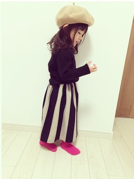 「黒タートルネック」｜「アイテム（ハンチング/ベレー帽）」を使った、keikoさん（キッズ・90cm）の秋コーディネート