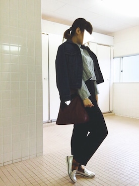 「スラックスパンツ」｜「アイテム（デニムジャケット）」を使った、Miiさん（レディース・154cm）の秋コーディネート