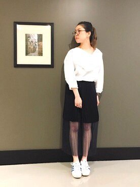 「OUTRO SOL（アウトロ ソル）のアイテム」を使った、MIKIさん（レディース・158cm）の春コーディネート