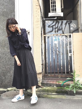 「OUTRO SOL（アウトロ ソル）のアイテム」を使った、MIKIさん（レディース・158cm）の秋コーディネート