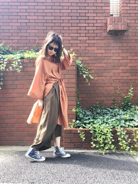 「アイテム（トップス、ブラウン系）」を使った、MIKIさん（レディース・158cm）の秋コーディネート