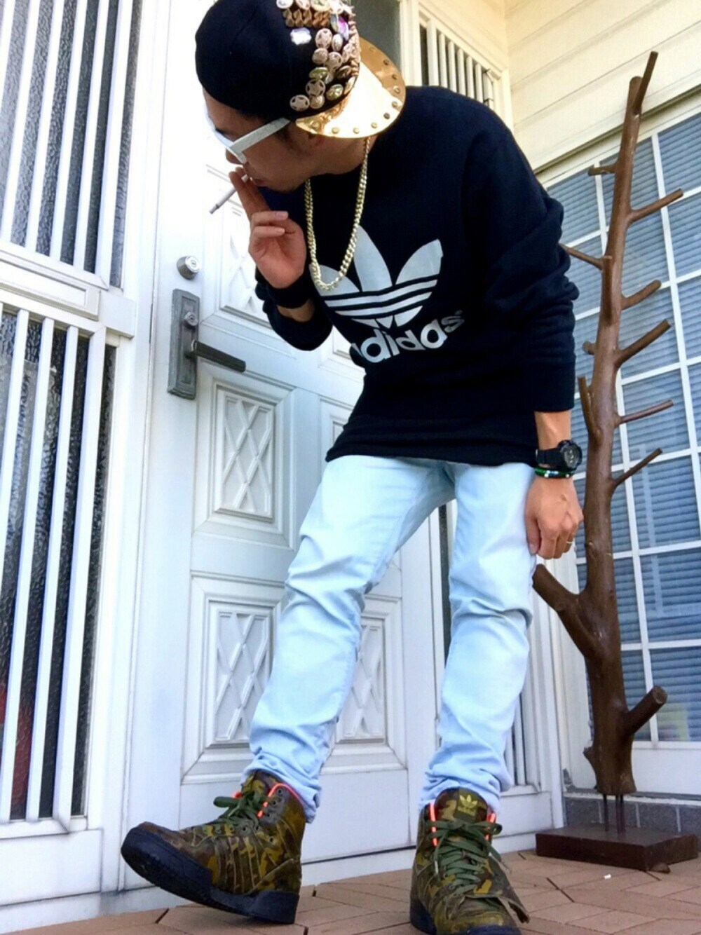 「ストリート、韓国ブランド、adidas、adidas Originals by JEREMY SCOTT、GU」｜「韓国 スタッズキャップのアイテム（キャップ、その他）」を使った、タックタクミンさん（メンズ・172cm）の秋コーディネートの1枚目の写真