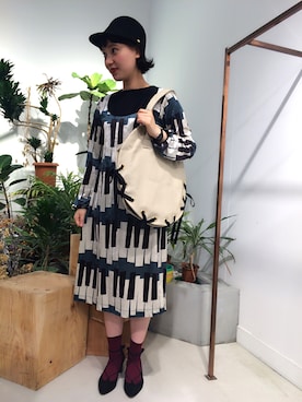 「didizizi（ディディジジ）のアイテム」を使った、アトリエドゥサボンさん（レディース・157cm）の秋コーディネート