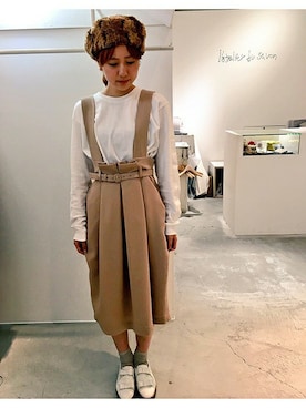 「アイテム（ジャンパースカート、ベージュ系）」を使った、アトリエドゥサボンさん（レディース・157cm）の秋コーディネート