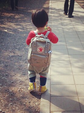 「FJALLRAVEN TRAVEL（フェルラーベントラベル）のKANKEN（バックパック/リュック、ベージュ系）」を使った、u-tannさんの春コーディネート