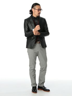 「TAKEO KIKUCHI（タケオキクチ）のアイテム（その他アウター）」を使った、荒井さん（メンズ・186cm）の秋コーディネート