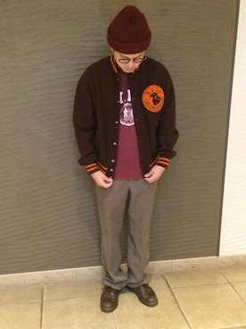 「アイテム（スタジャン、ブラウン系）」を使った、Mdskさん（メンズ・173cm）の冬コーディネート