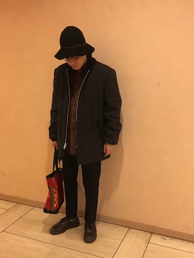 「スラックスパンツ」｜「アイテム（その他アウター）」を使った、Mdskさん（メンズ・173cm）の冬コーディネート