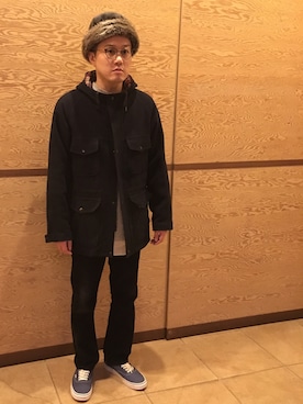 「アイテム（マウンテンパーカー、ブルー系）」を使った、Mdskさん（メンズ・173cm）の冬コーディネート