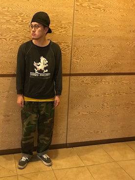 「カモ柄」｜「アイテム（スウェット）」を使った、Mdskさん（メンズ・173cm）の秋コーディネート