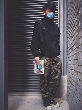 「ROARINGWILDのアイテム（パンツ）」を使った、K.Bさん（メンズ・175cm）の春コーディネート