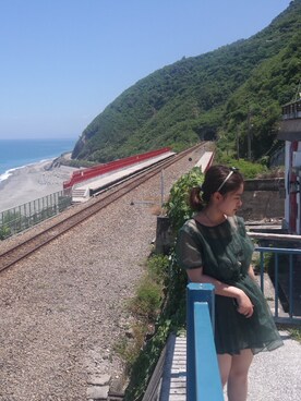 「SNIDEL（スナイデル）のアイテム（ワンピース、グリーン系）」を使った、DAREliarさん（レディース・156cm）の秋コーディネート