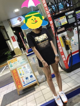 「NIKE（ナイキ）のアイテム（Tシャツ/カットソー、ブラック系）」を使った、la uさん（レディース・166cm）の秋コーディネート