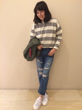 「白いスニーカー」｜「アイテム（ブルゾン）」を使った、yukiko_yamaさん（レディース・161cm）の冬コーディネート