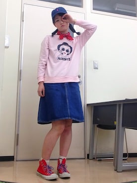 「アイテム（本、グレー系）」を使った、Marinaさん（レディース・168cm）の春コーディネート