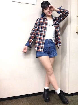 「アイテム（本、グレー系）」を使った、Marinaさん（レディース・169cm）の秋コーディネート