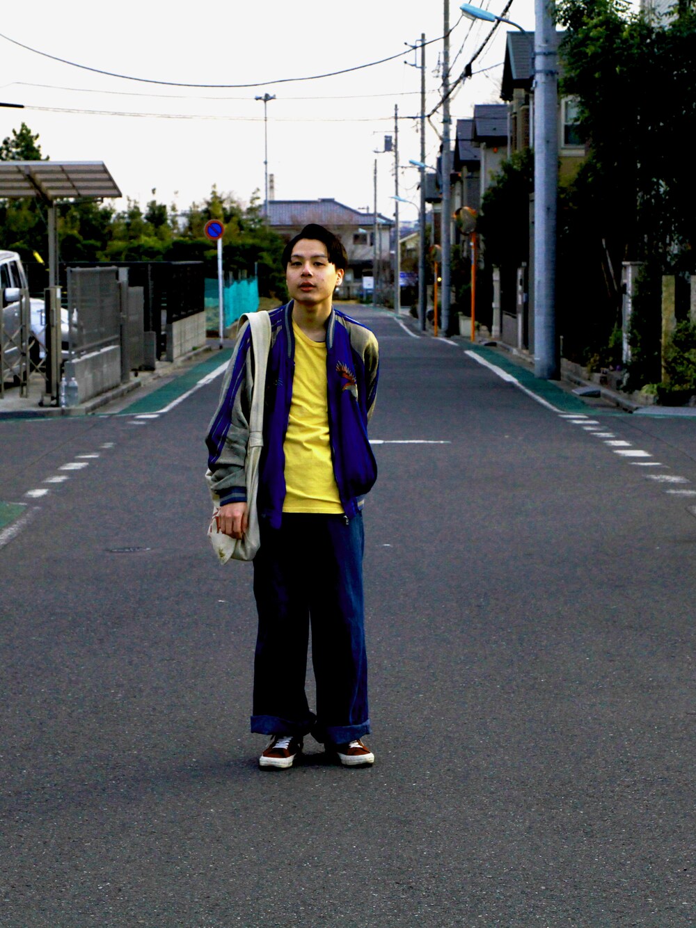 「コンバース、Martin Margiela」｜「vintageの巻デニム（デニムパンツ、ブルー系）」を使った、モリさん（メンズ・167cm）の冬コーディネートの1枚目の写真