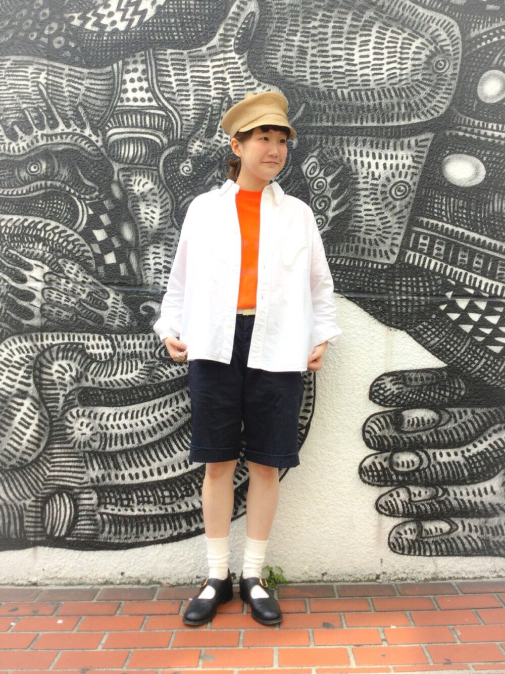 「カジュアルコーデ、sanca、used、BEAMS、BEAMS BOY、sanders」｜「BEAMS BOYのBEAMS BOY / チノ カットオフ ショーツ◇（その他パンツ、ブルー系）」を使った、あさやま ふうこさん（レディース・158cm）の春コーディネートの1枚目の写真