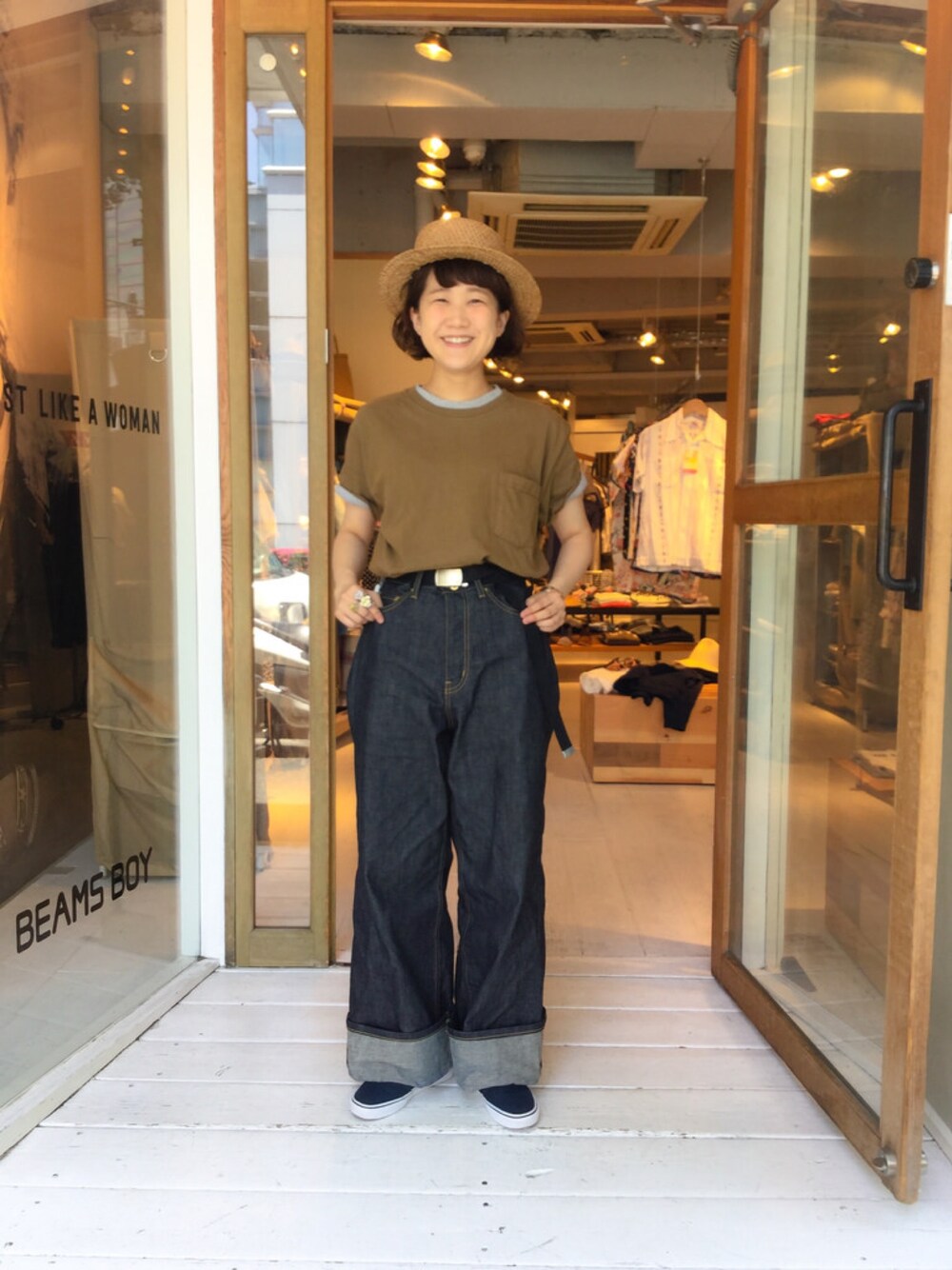 「BEAMS、BEAMS BOY、デニム、goodwear」｜「BEAMS BOYのCableami×BEAMS BOY / ボーター ハット（ハット、ベージュ系）」を使った、あさやま ふうこさん（レディース・158cm）の夏コーディネートの1枚目の写真